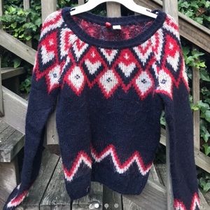 Red white blue sweater